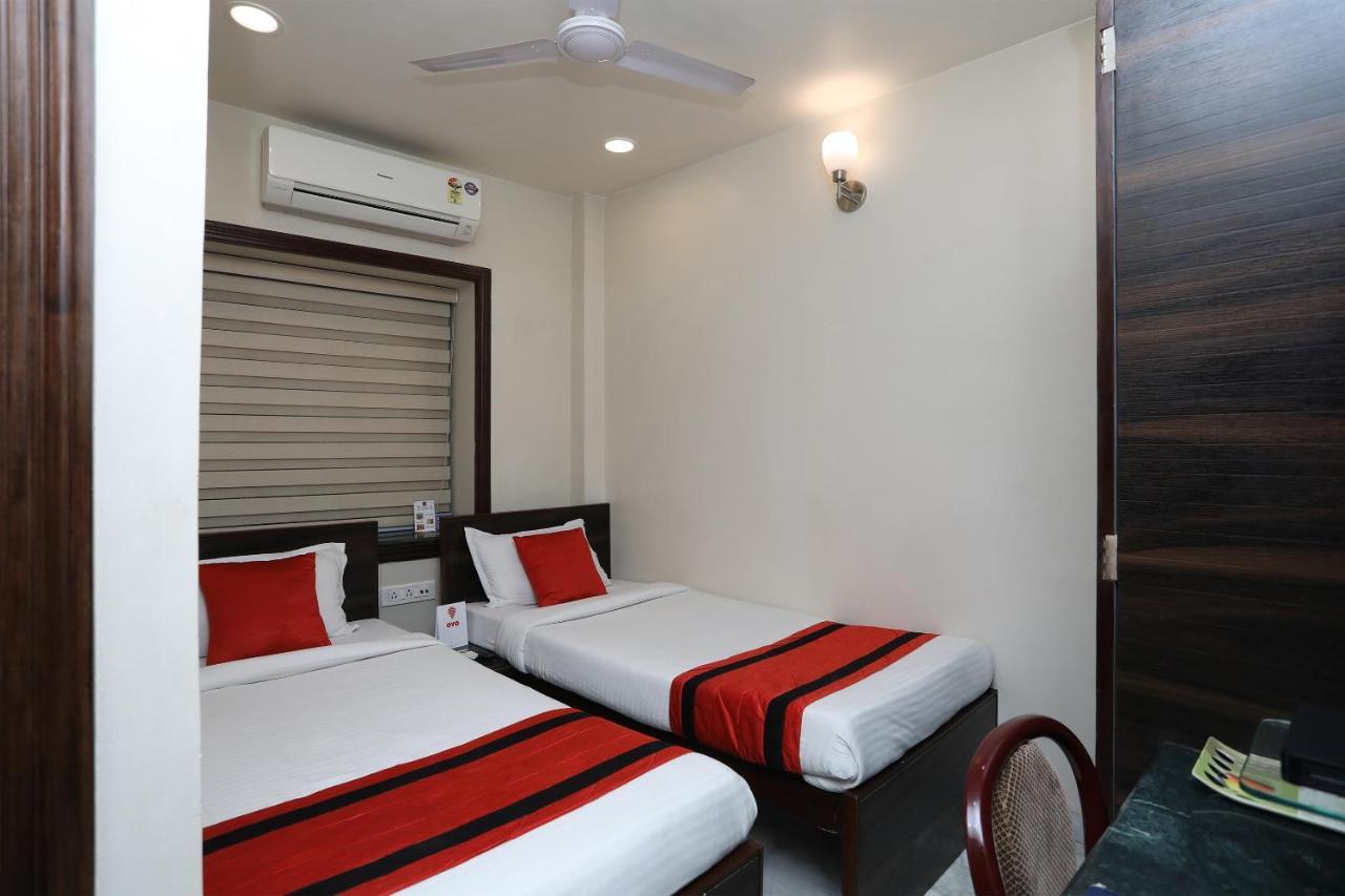 Capital O 8318 Beeu Guest House Liluah Exterior photo