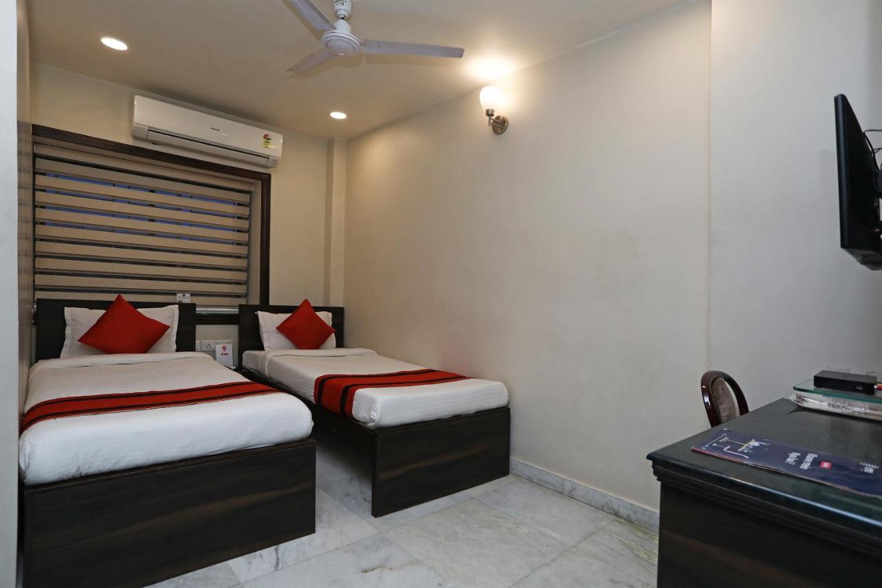 Capital O 8318 Beeu Guest House Liluah Exterior photo
