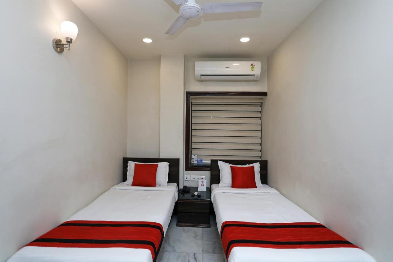 Capital O 8318 Beeu Guest House Liluah Exterior photo